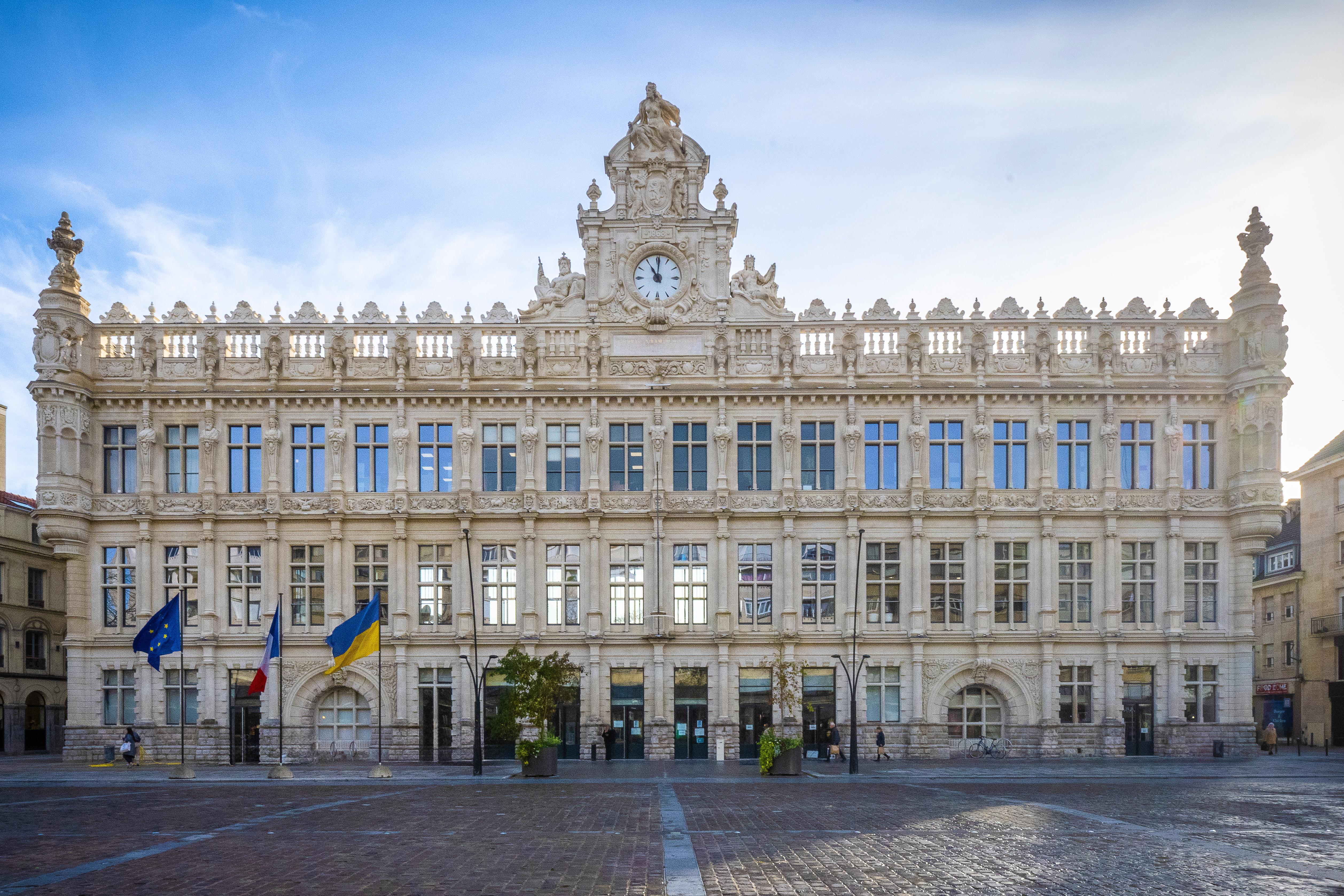 Hotel Baudouin Valenciennes Exteriör bild